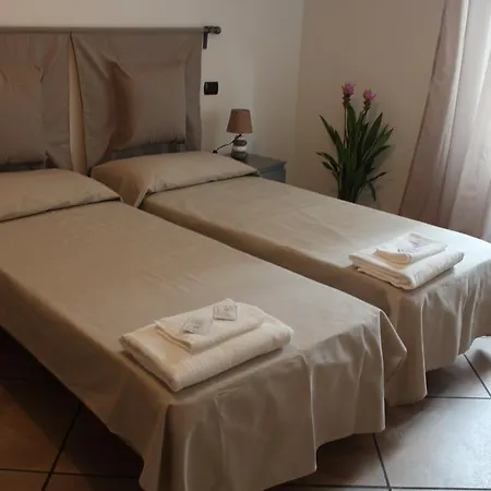 Bed & Breakfast Sahana House Florence