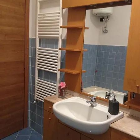 Bed & Breakfast Sahana House